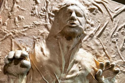 ‘Pan Solo’ Frozen in Carbonite Sculpted in California Bakery