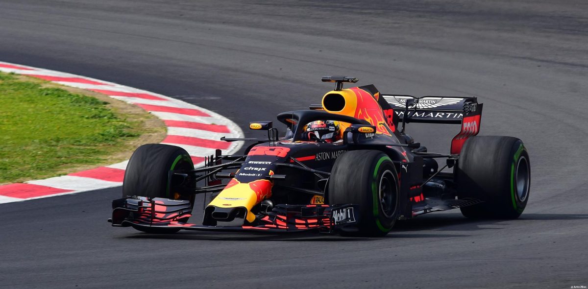 Red Bull RB14 / Max Verstappen / Aston Martin Red Bull Racing